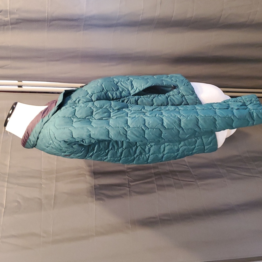 The North Face Women's Green Jacket SZ XS - Picture 5 of 8